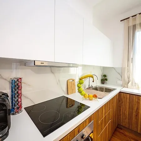 Apartment Terrace *